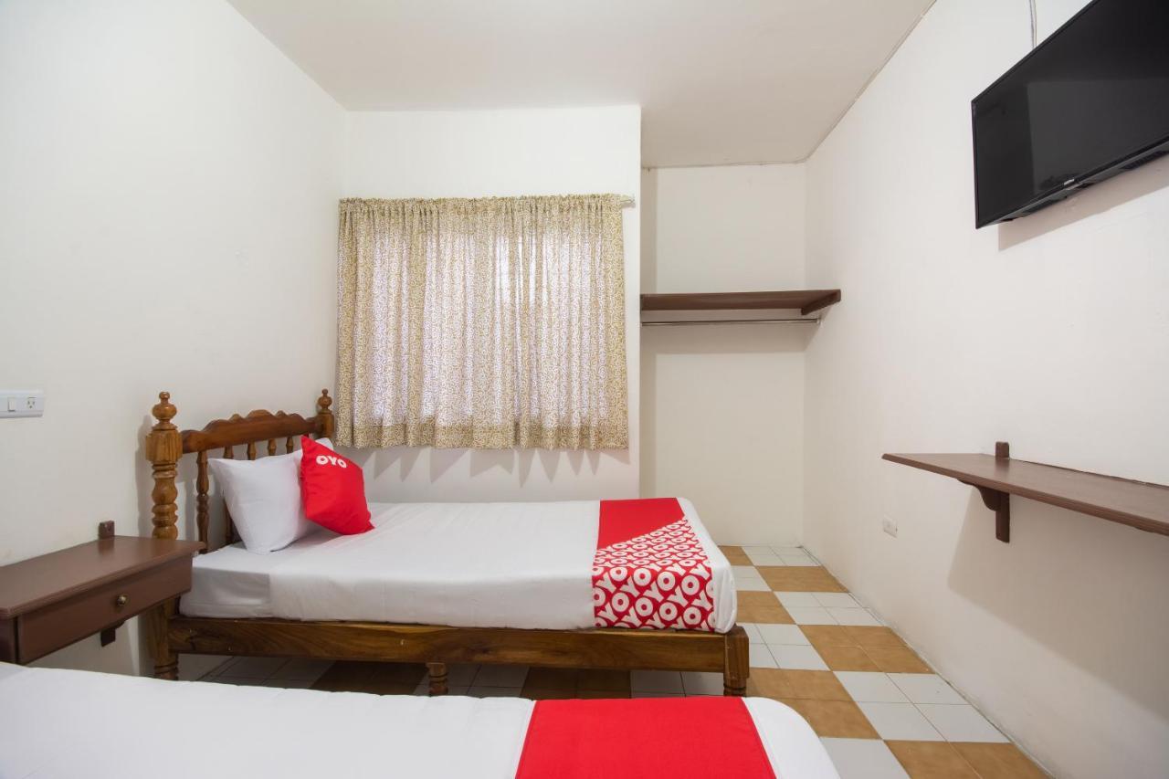 Oyo Hotel El Arabe, Xalapa Esterno foto